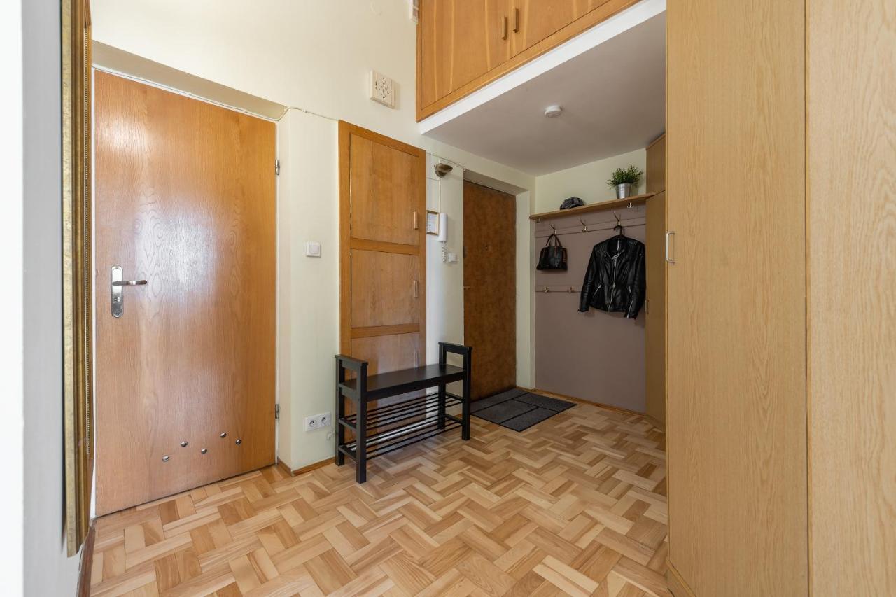 Two Bedroom Apartment For 6 People Варшава Екстер'єр фото